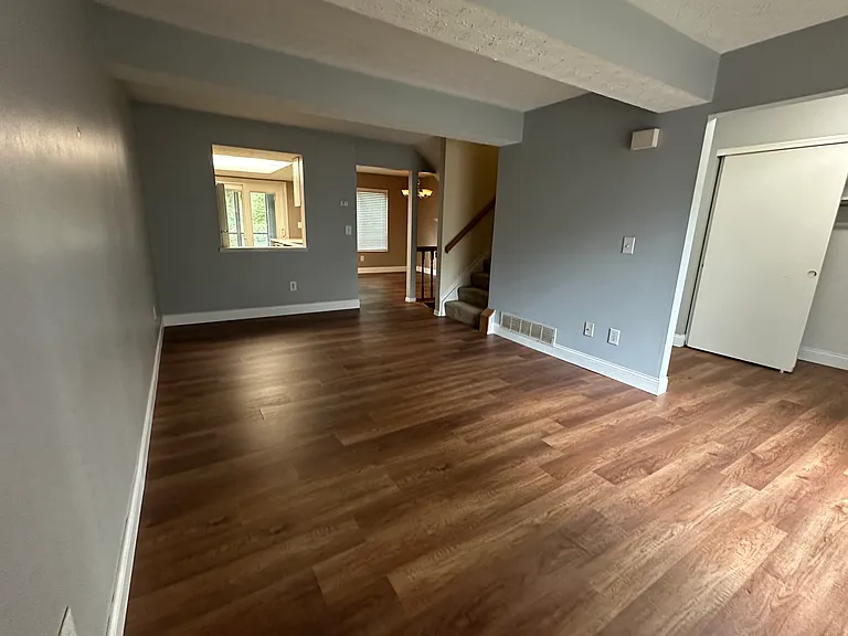 7043 Muirfield Dr — Photo 3