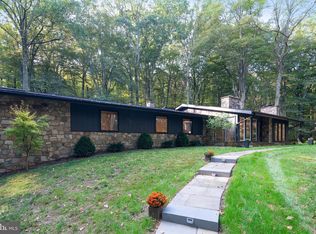 7036 Upper York Rd, New Hope, PA 18938