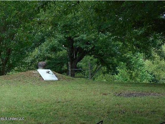 5th image of 100 Dempsey Dr