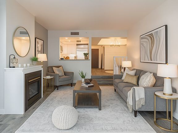 2nd image of 500 W Harbor Dr Unit 112
