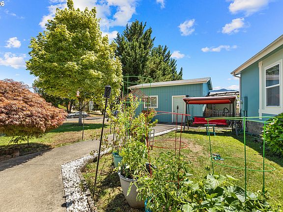 2nd image of 736 Penny Ln