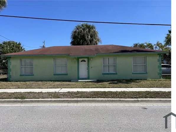 1690 W 16th St, Riviera Beach, FL 33404