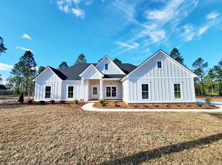 126 Brittany Lakes Dr, Leesburg, GA 31763