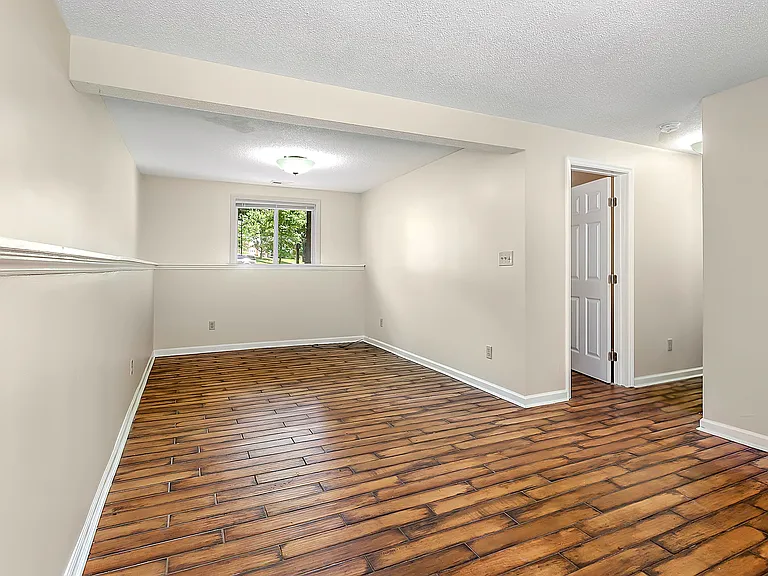 1204 Ogden Pl — Photo 7
