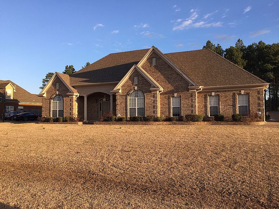 1st image of 3610 New Pointe Dr S
