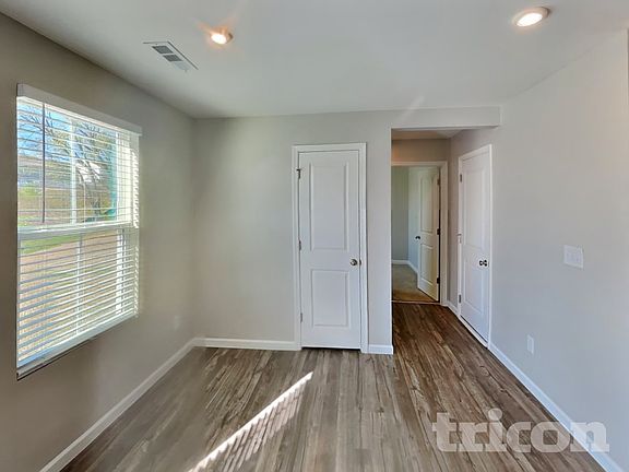 4th image of 1079 Cone Blvd