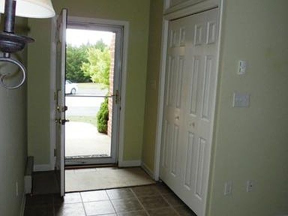 2nd image of 225 Sunbrook Ln