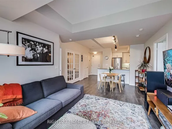 75 Liberty St #2401, Toronto, ON M6K 1Y4