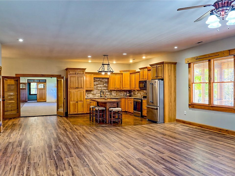 7th image of 225 Whetstone Mountain Rd