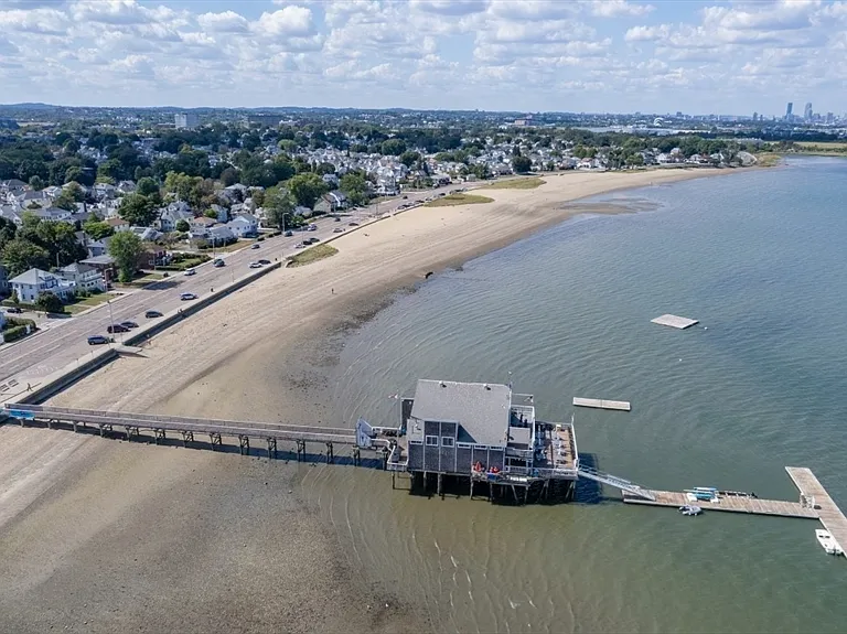 623 Quincy Shore Dr #6 — Photo 11