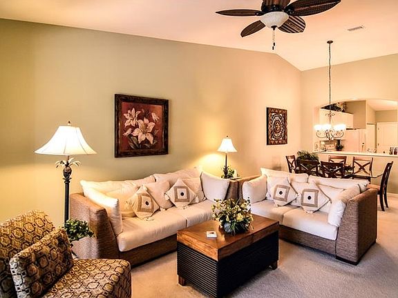 4th image of 325 Monaco Dr #6-11