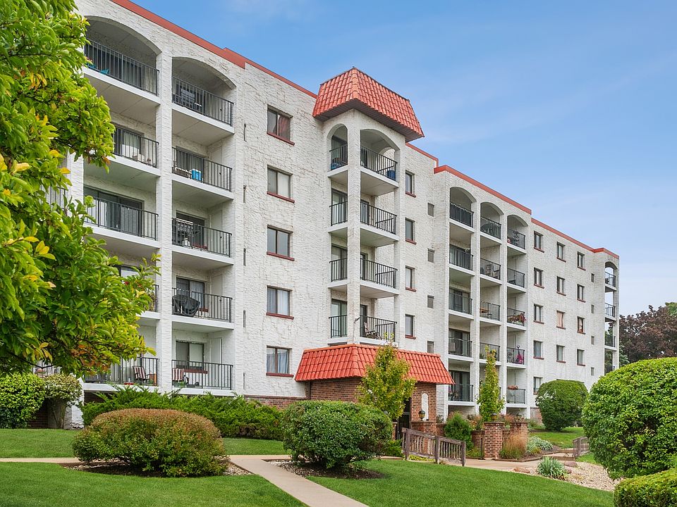 1st image of 375 Plum Creek Dr APT 301