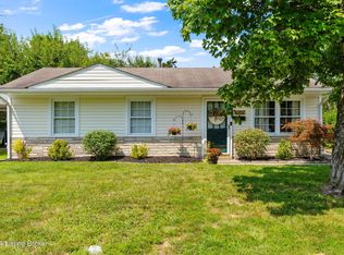 4202 Leo Ln, Jeffersontown, KY 40299
