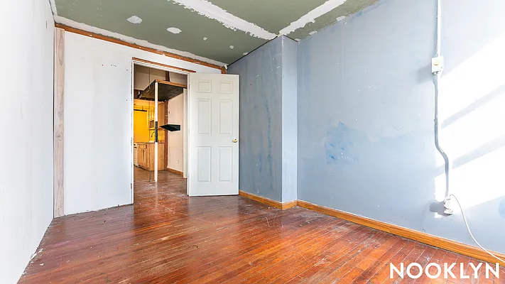 Rented by Nooklyn NYC LLC | media 10