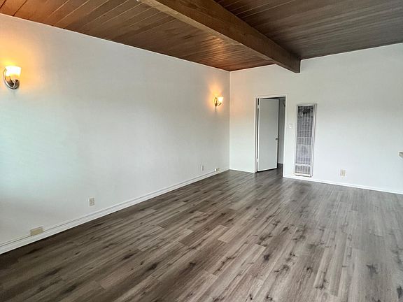 5th image of 1251 Prospect Ave APT 4