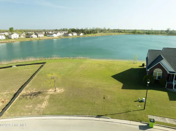 273 Lake Tyler Drive, New Bern, NC 28560