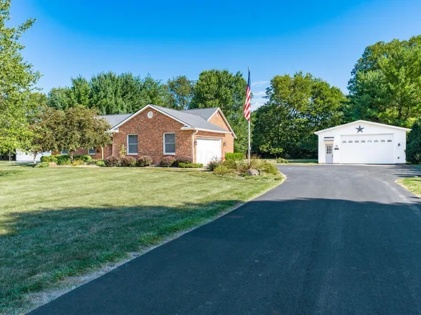1080 Holton Rd, Grove City, OH 43123