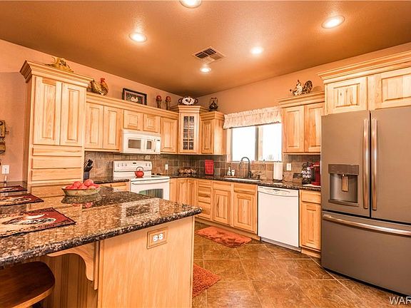 4th image of 10700 N Campolindo Ln