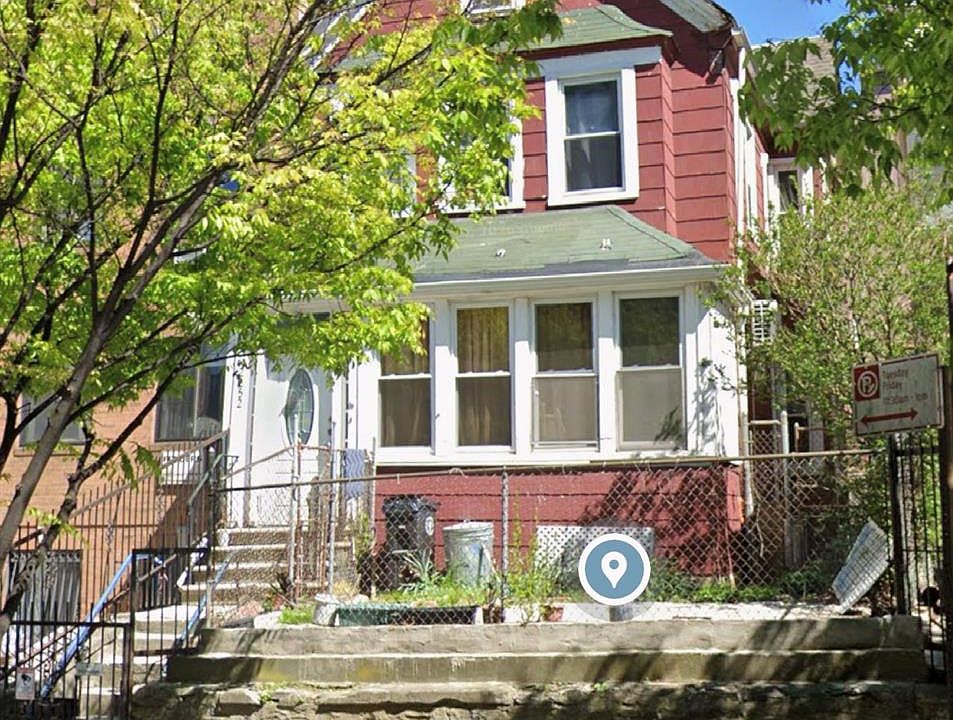 1st image of 2252 Grand Avenue