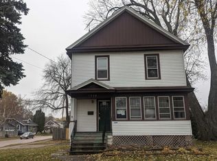 1350 Liberty St, Oshkosh, WI 54901