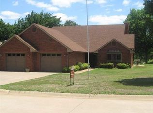 903 S Greystone St, Stillwater, OK 74074