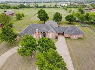 1221 Sharondale Dr, Crowley, TX 76036