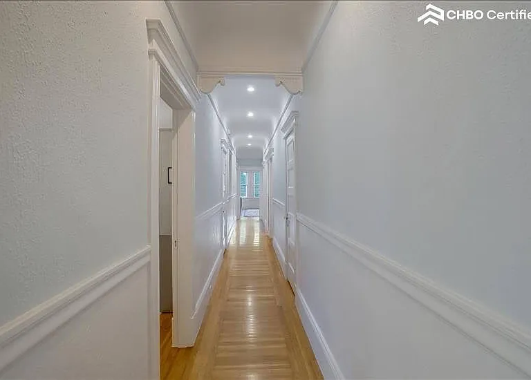1372 Broadway — Photo 13