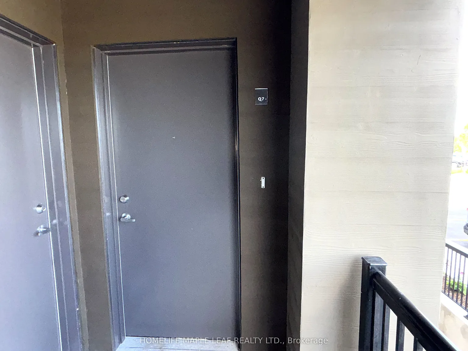 2 bed, $2,050 — Photo 2