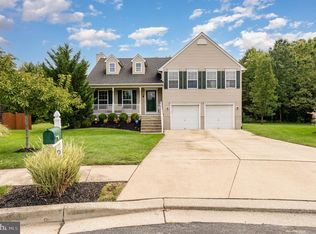 9 Mainmast Ct, Baltimore, MD 21220