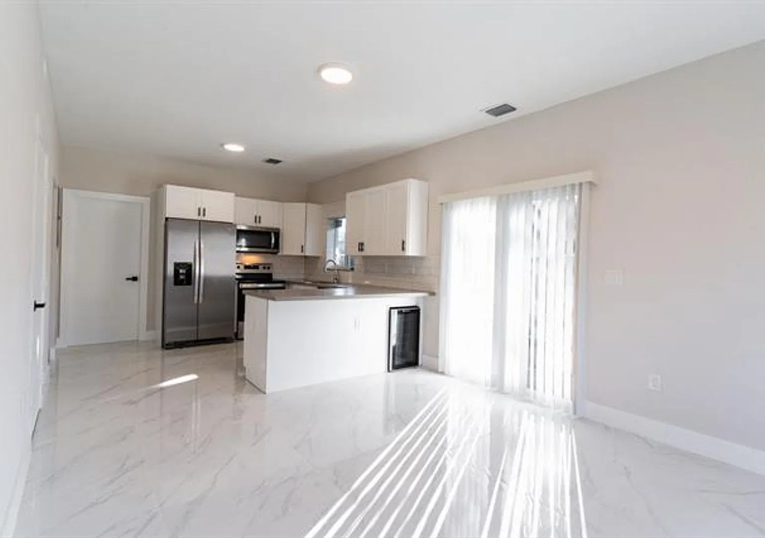 2284 NW 82nd St th 1, Miami, FL 33147 — Photo 4