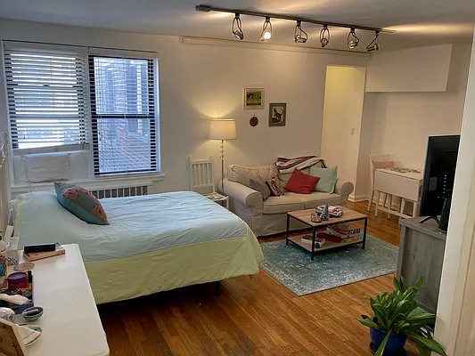 Rented by Maz Group NY | media 1