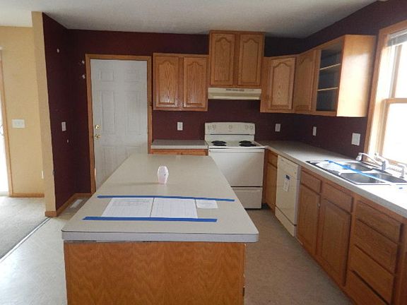 4th image of 757 5th Ave S