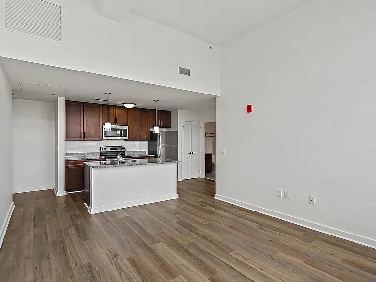 101 S Ellwood Ave — Photo 69
