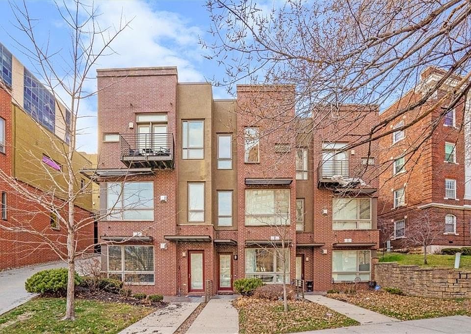 1st image of 4524 Mill St #402