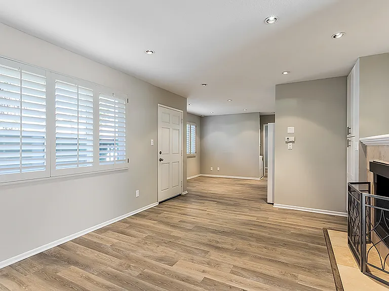 3602 Green Ave — Photo 3