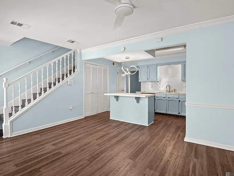 150 Ocean Dr #2B — Photo 3