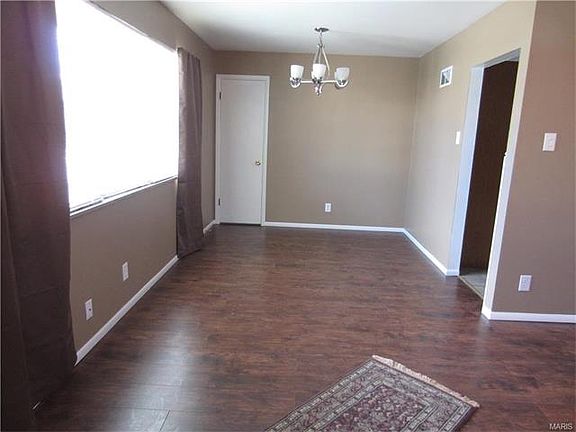 5th image of 4600 Seibert Ave