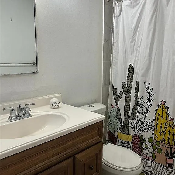 8 Avon Dr #Z — Photo 7