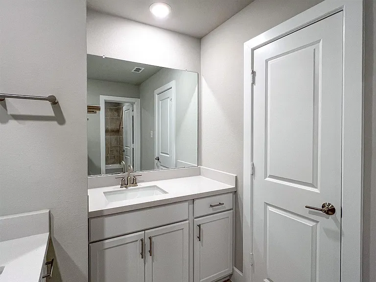 21818 Fitzroy Manor Ln — Photo 23