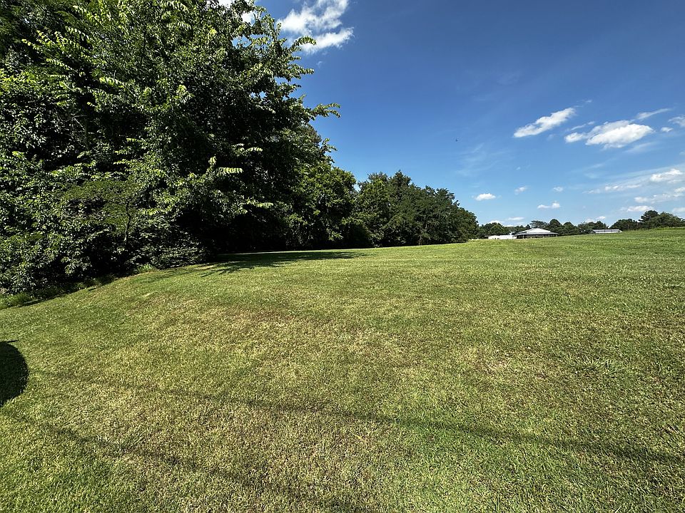 2nd image of 7 Wilson Steel Rd