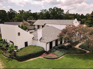 1605 Applewood Rd, Baton Rouge, LA 70808