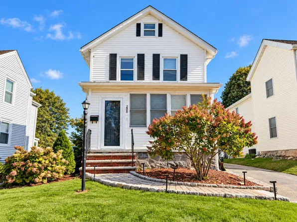 288 Thacher St, Milton, MA 02186