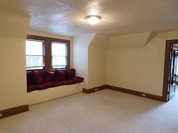 Living Room / Study