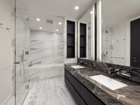 125 Greenwich Street image 3 of 13