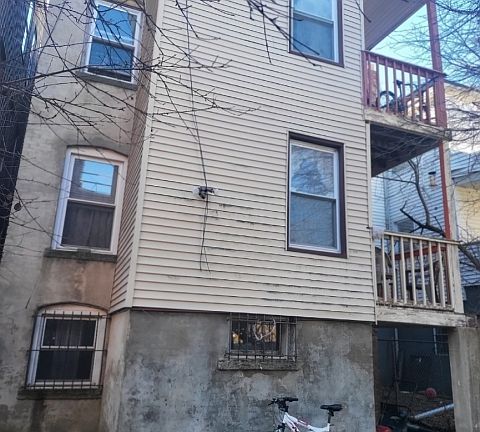 4th image of 115 3rd Ave Floor 2