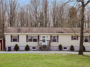 103 Moon Ridge Ln, Tafton, PA 18464