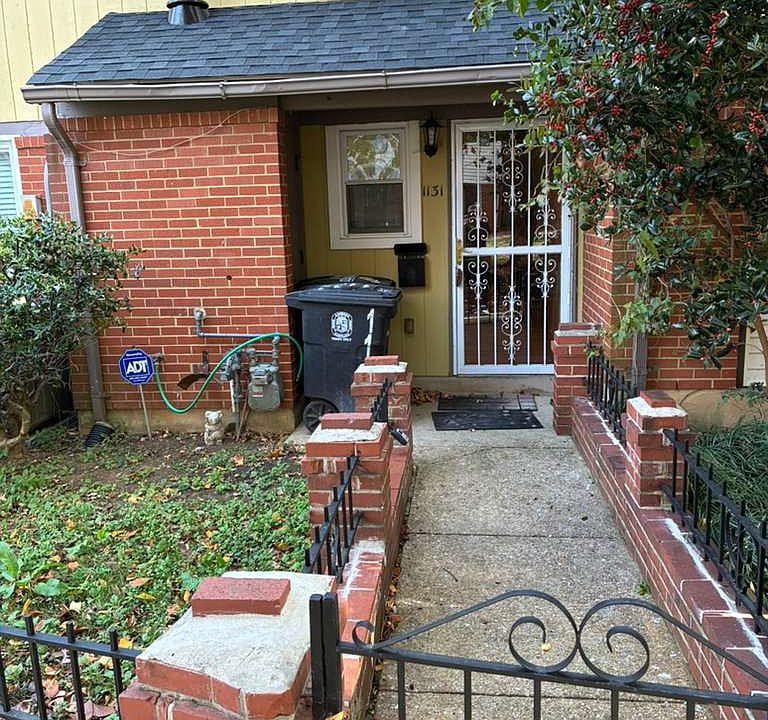 1st image of 1131 Marcy Ave