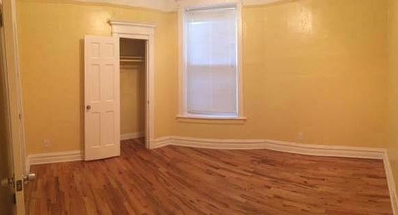 3rd image of 7152 S Emerald Avenue # Fl 2nd
