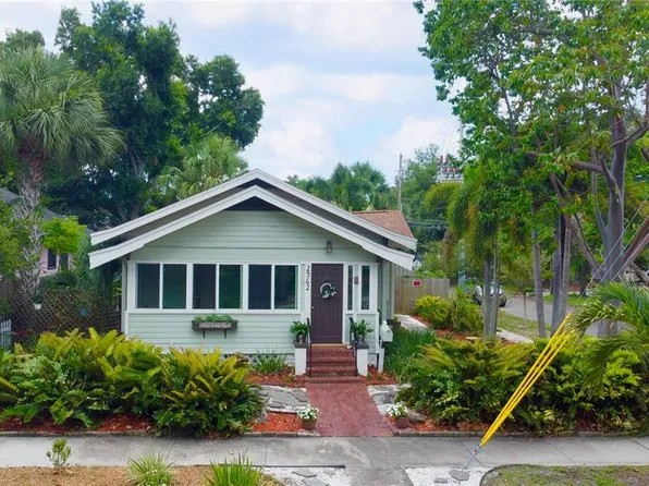 2962 Burlington Ave N, Saint Petersburg, FL 33713