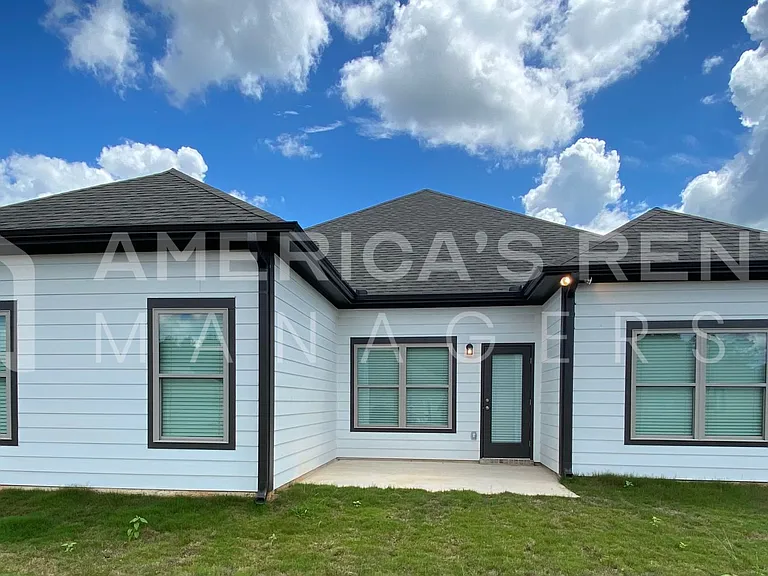 115 Avalon Way — Photo 28